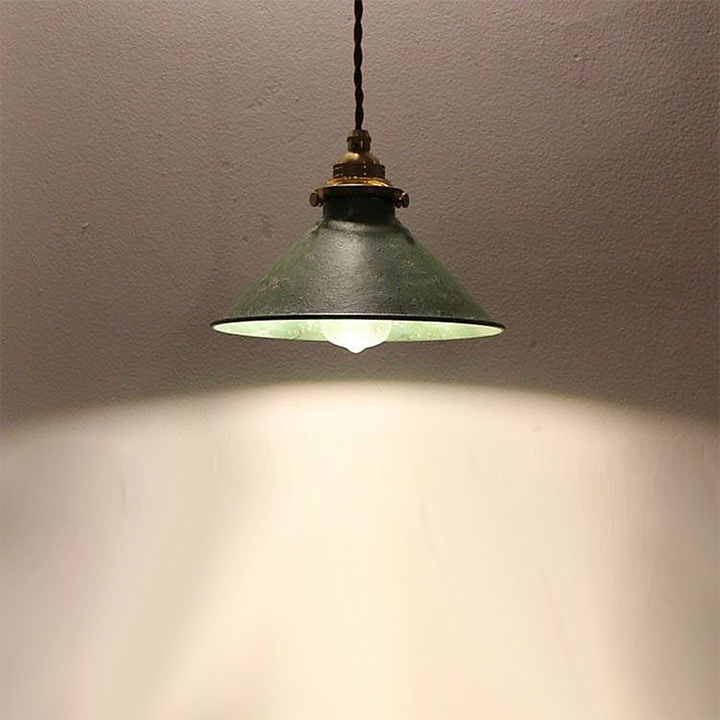 Retro Industrial Metal Fanale Pendant Light | Kalsten