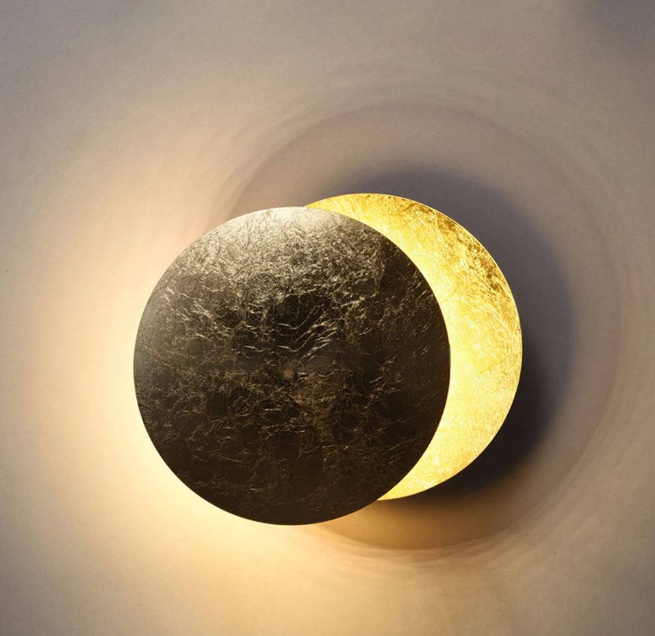 Elegant Lunar Eclipse Wall Lamp | Kalsten