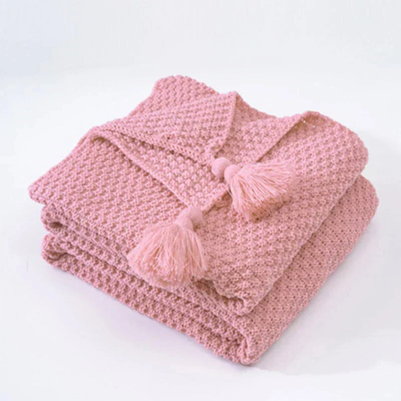 Skanto | NordiWrap Knitted Wool Blanket with Fringes | Nordic Design | Cozy & Elegant | Perfect for Home