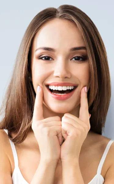 Kalsten | On Smile Veneers (Upper and Lower Jaw included)
