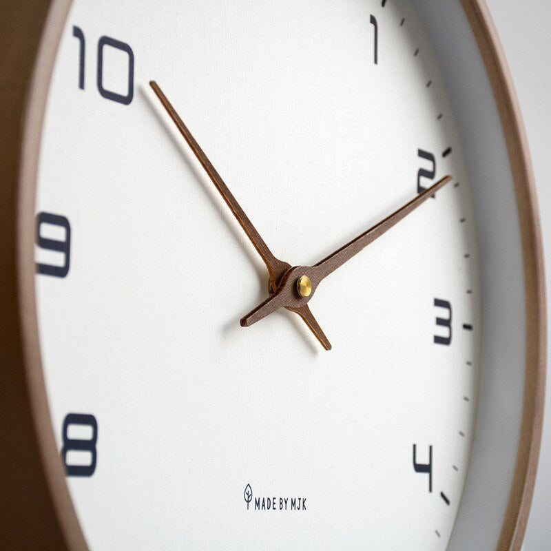 Scandinavian Wooden Wall Clock - Timeless Luxury & Design Kalsten