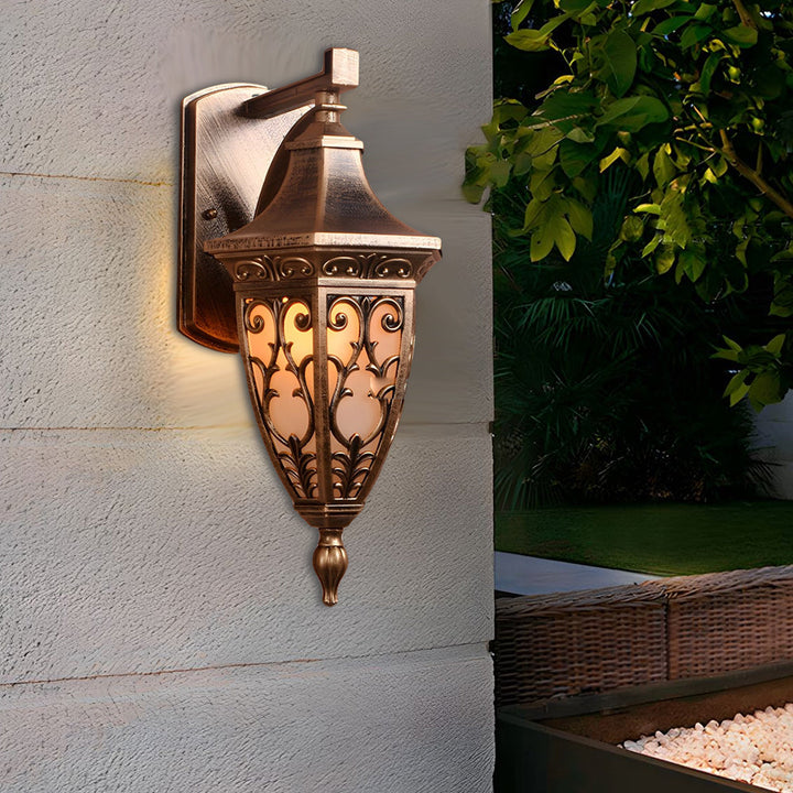 Outdoor Vintage Bronze Wall Light 1-light Wall-Mount Lantern | Kalsten