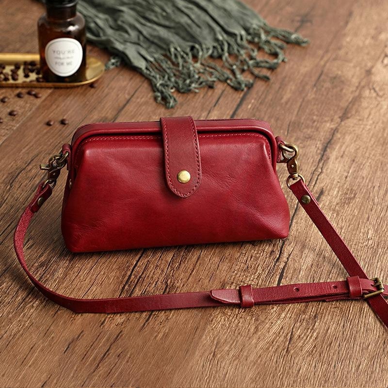 Kalsten | Vintage handmade leather bag