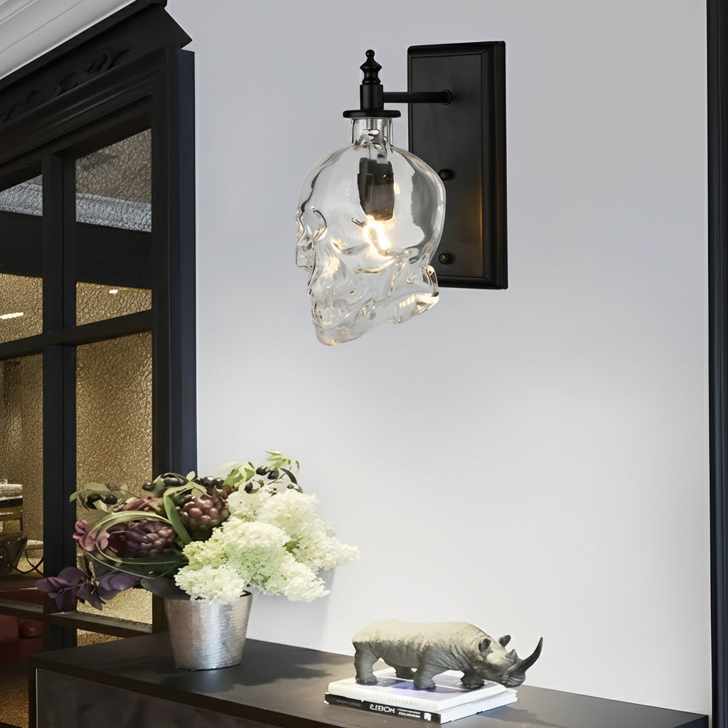 Gothic Glass Skull Wall Sconce – Industrial Retro Iron Wall Lamp & Art Decor (E14) | Kalsten