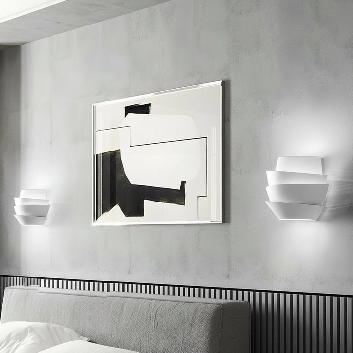 Modern White Layered Wall Sconce – Half-Cylinder Iron 2-Light (G9 & 10x30cm) | Kalsten