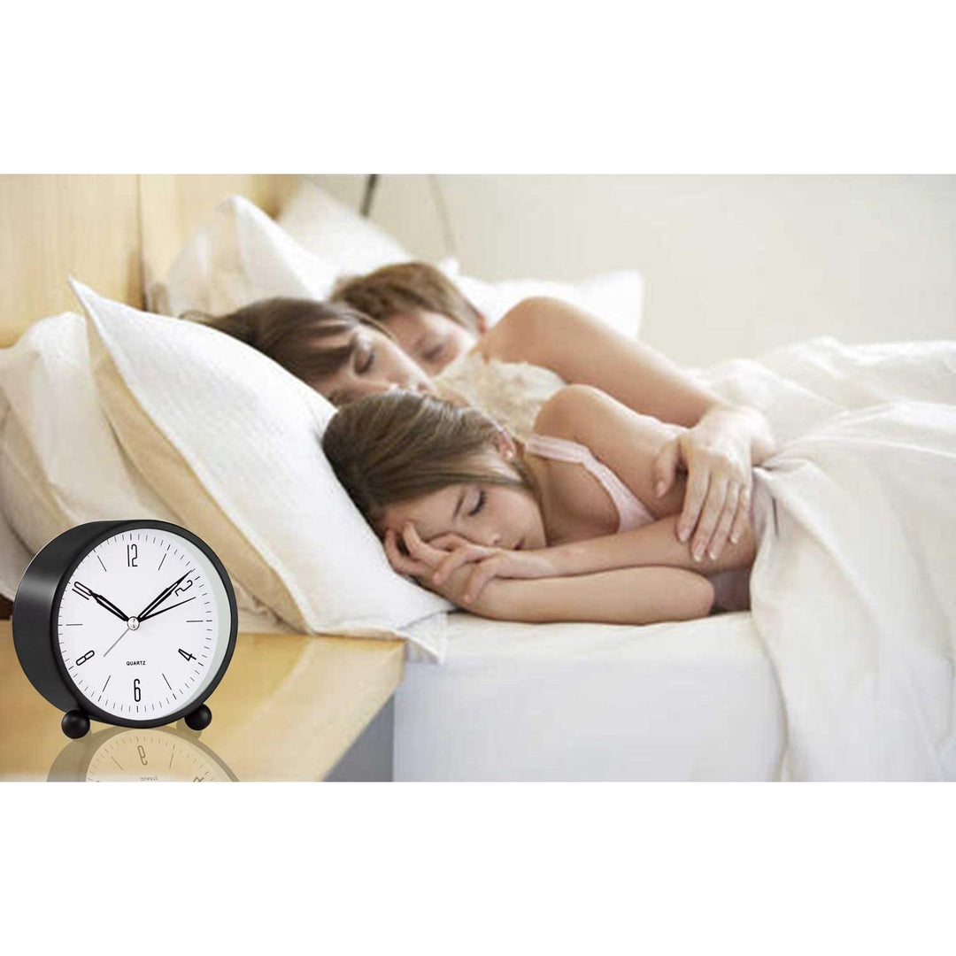 Kalsten | 4" Super Silent Non Ticking Analog Clock with Night Light