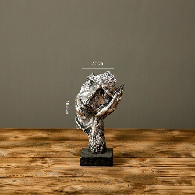 Kalsten | Three monkeys with a message – a sculpture full of meaning