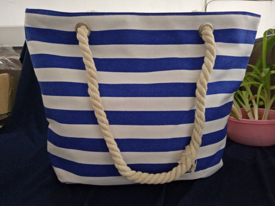 Durable beach bag with sturdy rope handles Kalsten