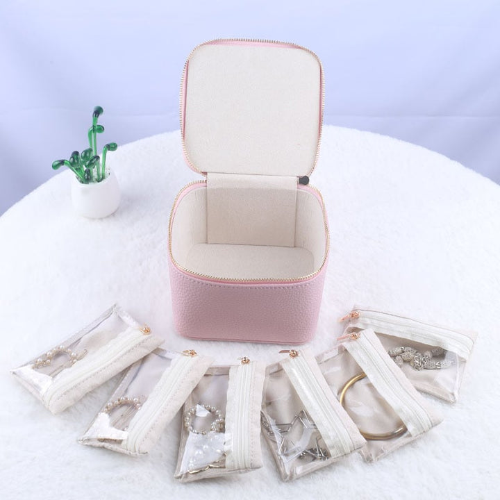 Jewelry box with 12 zipper compartments | Kalsten