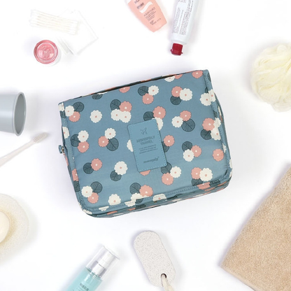 Skanto | TravelEase Toiletry Bag | Water-Repellent and Organized | Travel