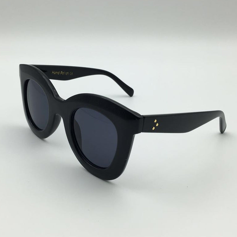 Women's stylish oversized sunglasses with trendy frame Kalsten