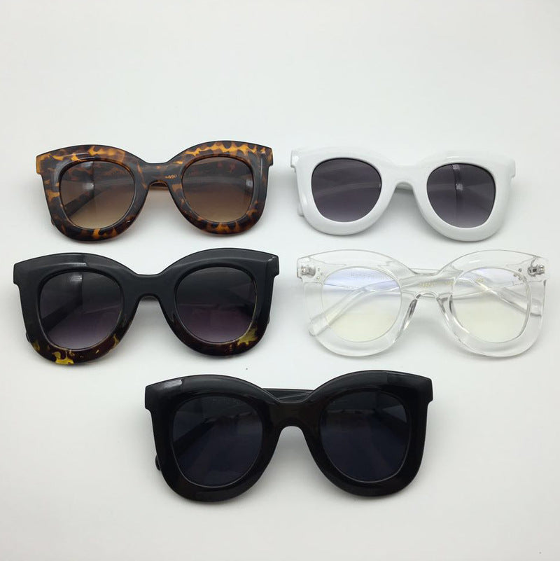 Women's stylish oversized sunglasses with trendy frame Kalsten