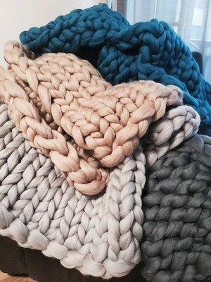 Kalsten | Chunky Knit Blanket