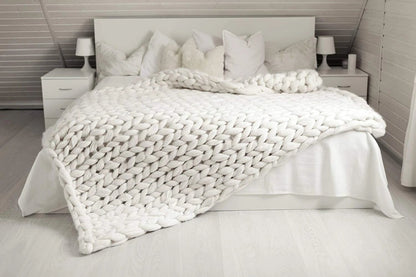 Skanto | Chunky Knit Blanket