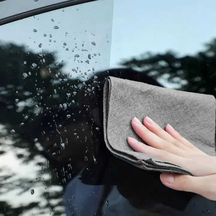 MicroCleanX Premium Microfiber Cloths — Make any surface brilliantly clean and streak-free in no time! | Kalsten