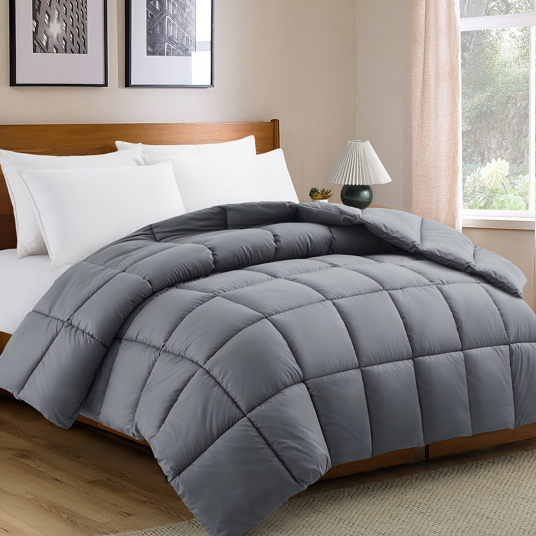 Luxury Seasonal Duvet with Reversible Design and Microfiber Filling Kalsten