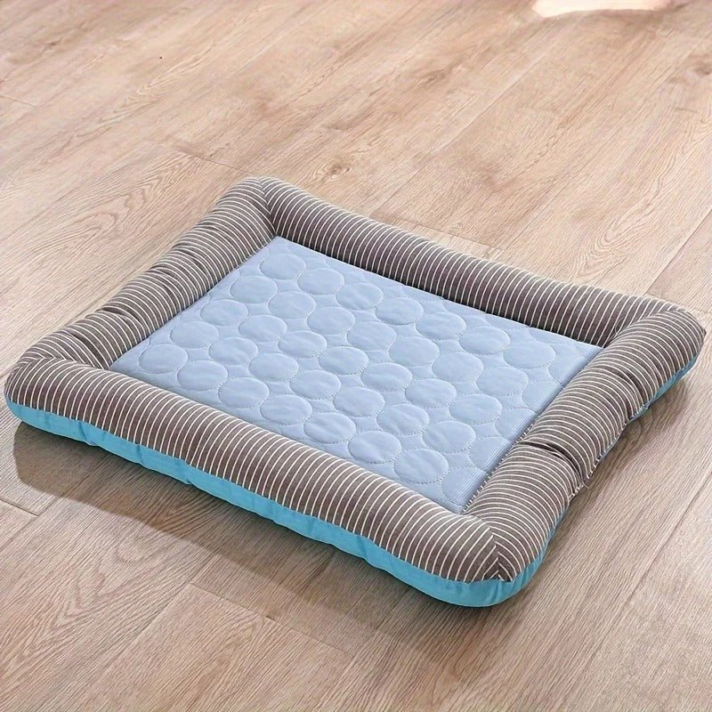Cooling mat for pets with raised padded edge | Kalsten