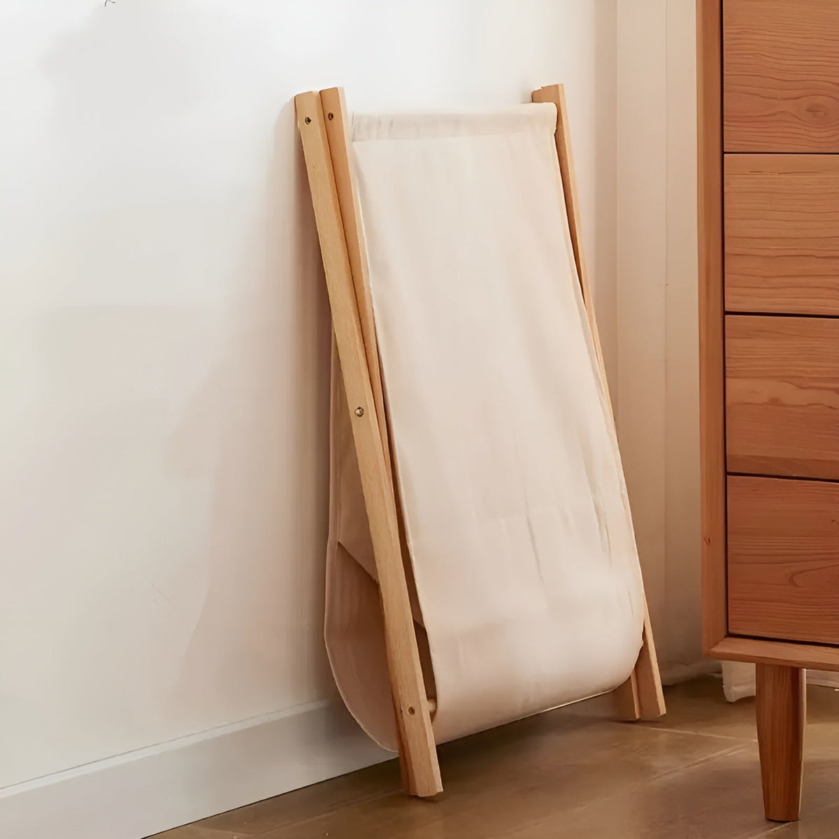 Foldable wooden laundry basket – Robust wooden design | Decorative and functional | Brehn