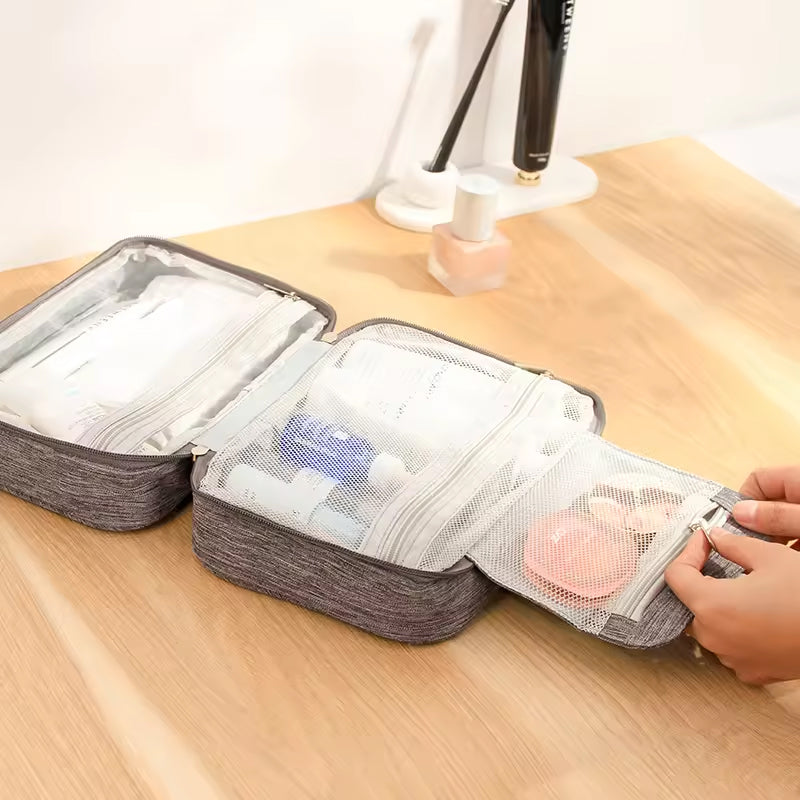 Water-repellent make-up bag with hanging hook | Kalsten