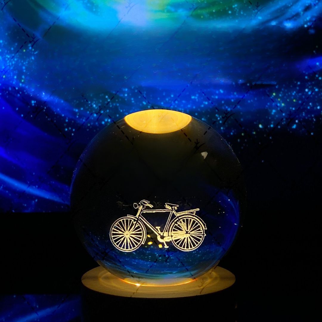 Skanto | Glowing Moon Crystal Ball