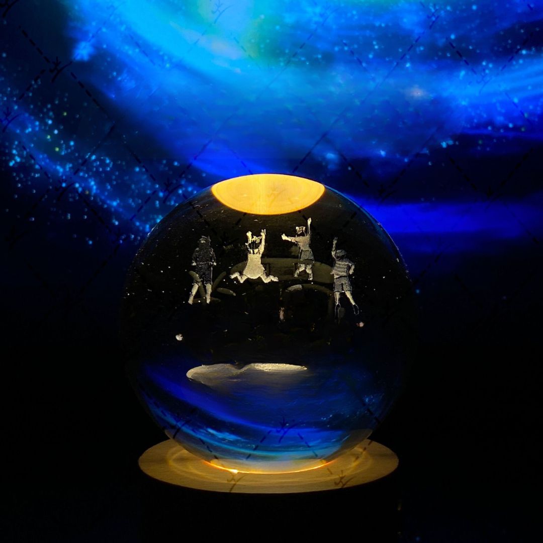 Skanto | Glowing Moon Crystal Ball