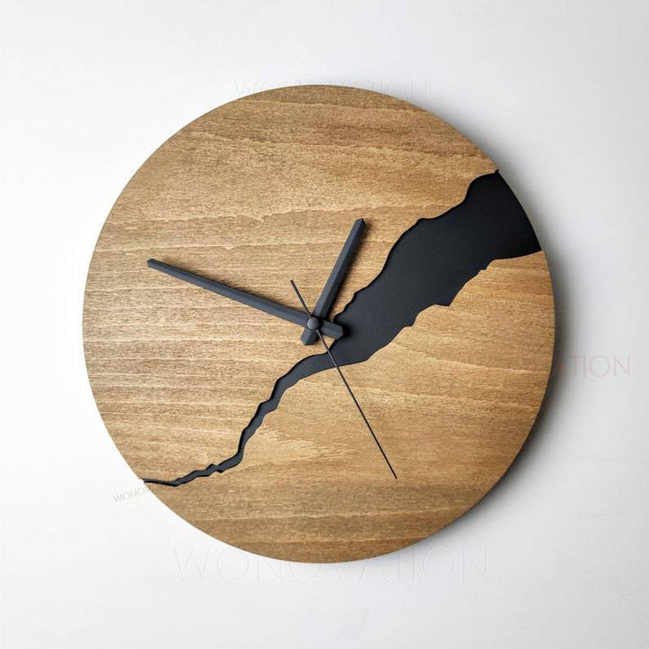 Kalsten | RusticEdge – Unique wall clock with cracked wood surface and rustic elegance