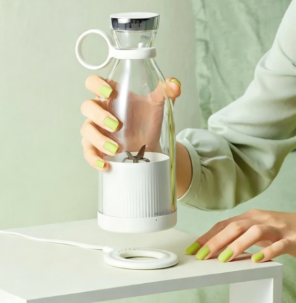 Portable blender for fresh juices | Kalsten