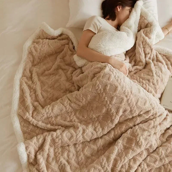 Kalsten | Thick Lambswool Winter Fleece Blanket - LuxyCozy