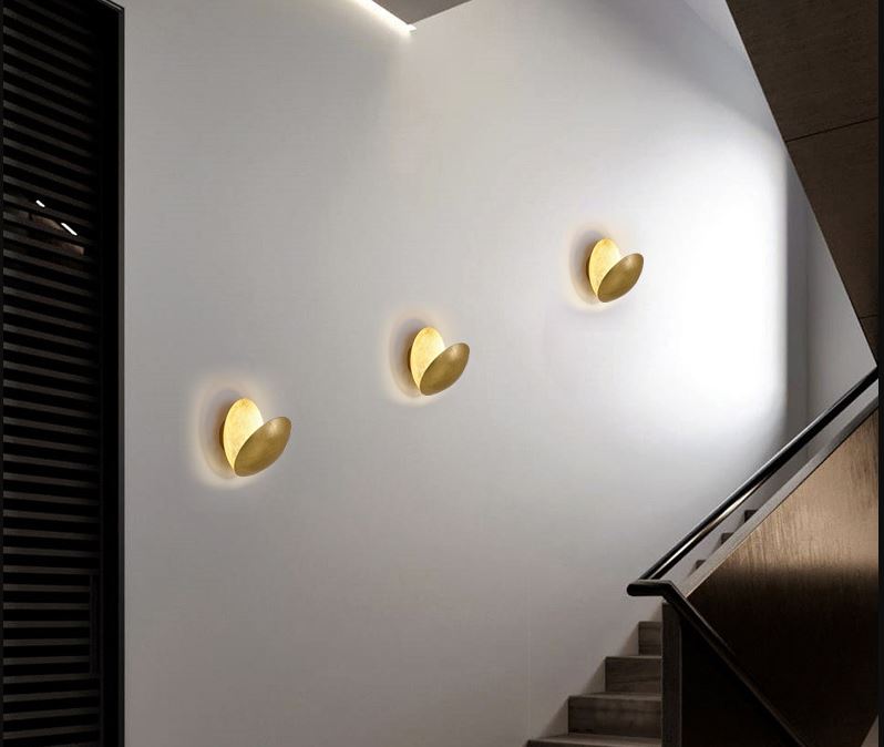Elegant Lunar Eclipse Wall Lamp | Kalsten