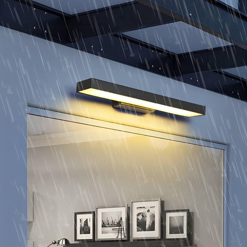 Kalsten | Modern LED Wall Lamp with Motion Sensor and Black Housing
