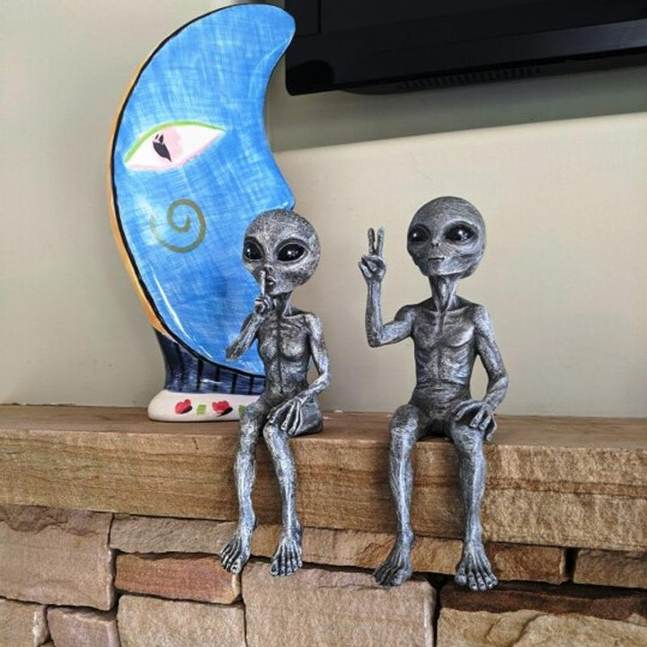 Alien Garden Statue | Kalsten