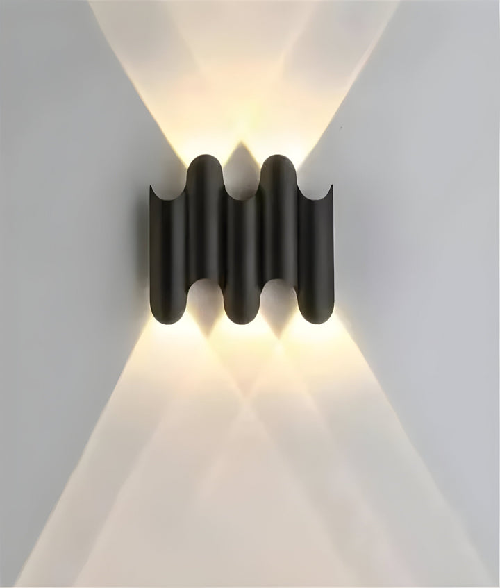 VerandaShine Light – Modern waterproof outdoor wall lamp | Kalsten