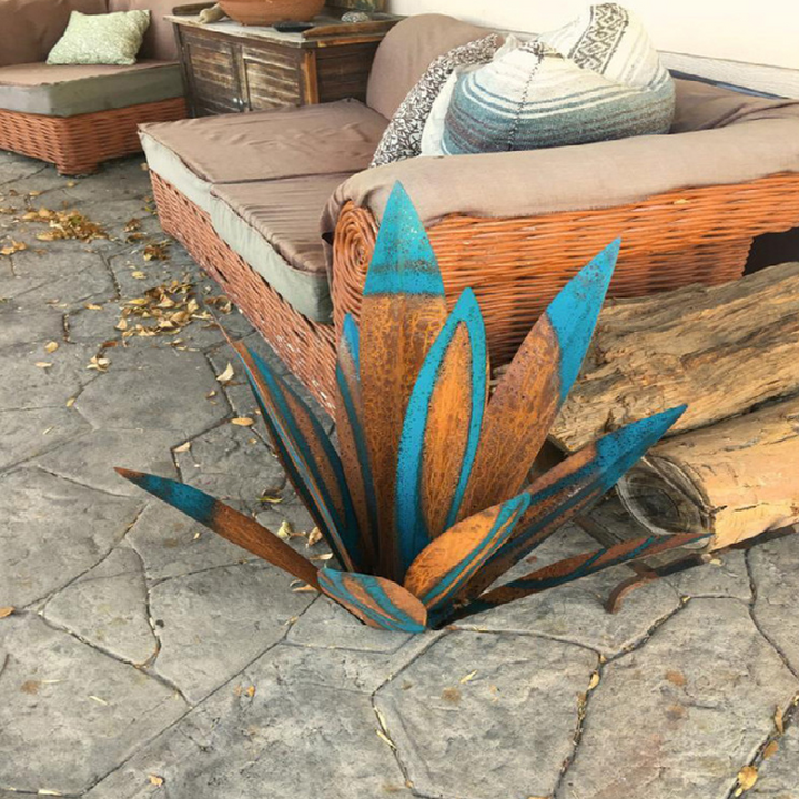 Kalsten | Waterproof Solar Garden Agave Lamp Decoration