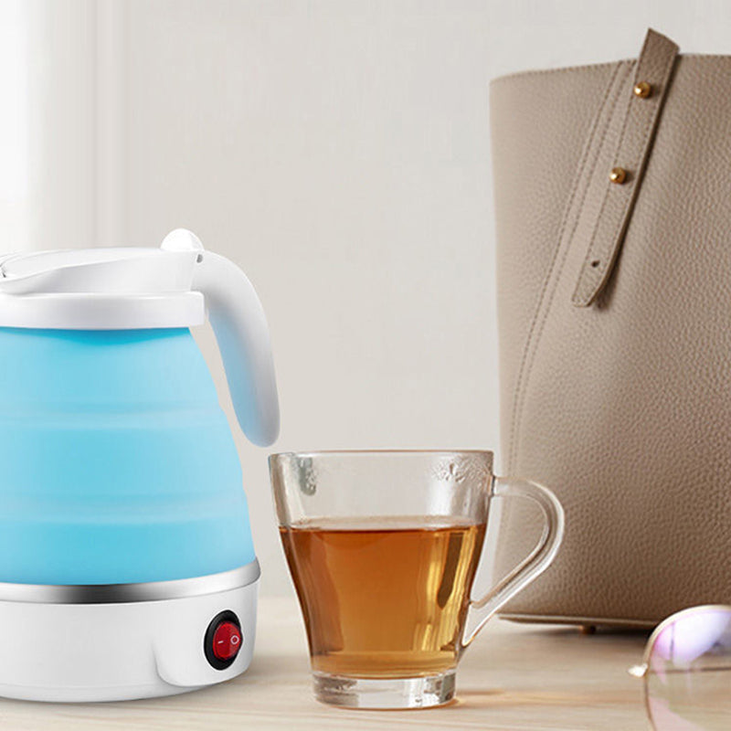 Portable silica gel travel pitcher with universal plug | Kalsten
