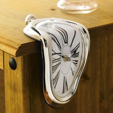 Distorted Melting Clock | Kalsten
