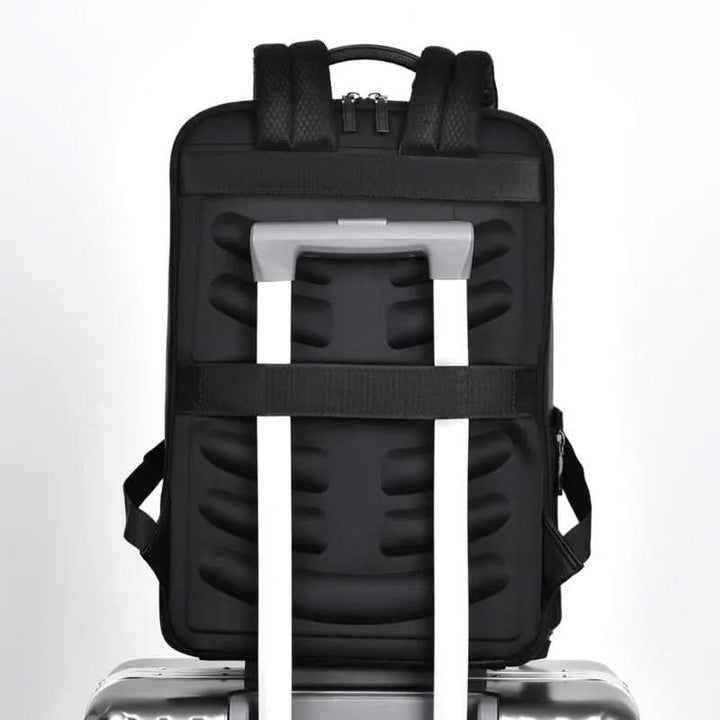 Kalsten | Elegant leather rucksack for men/women with USB port for laptop and everyday use, 15.6 inch, black