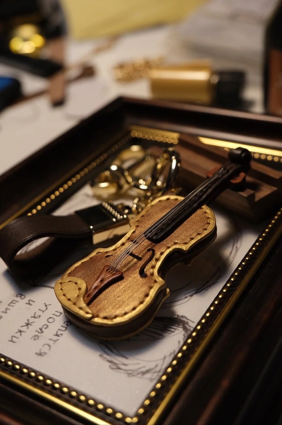 Kalsten | Crafted Leather Violin & Cello Keychain