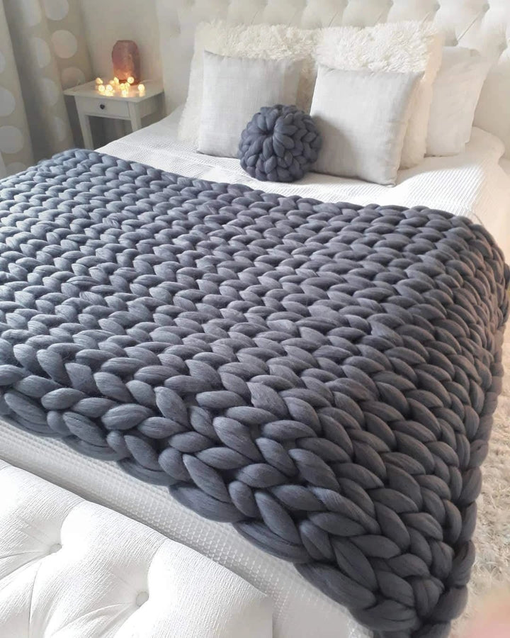 Kalsten | Chunky Knit Blanket