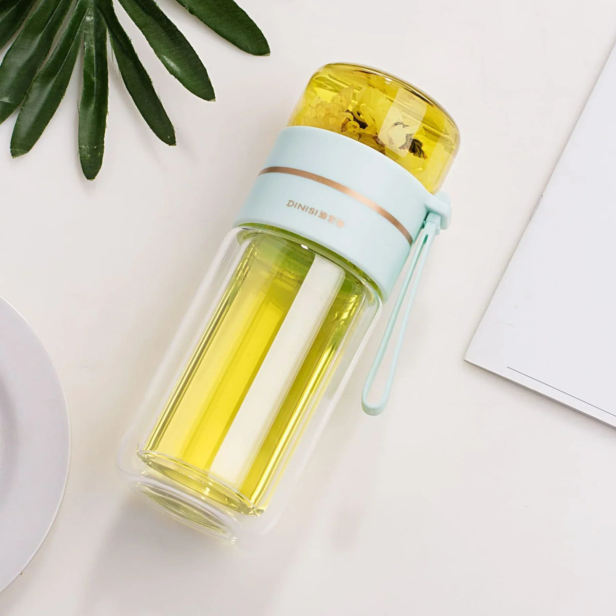Skanto | Double-Walled Glass Bottle with Tea Filter and Infuser