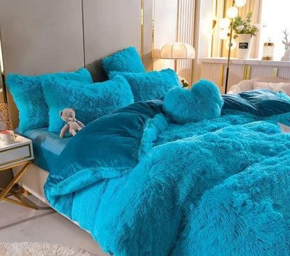 Skanto | Luxury Plush Duvet Cover with Zipper and Corner Ties
