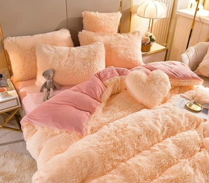Luxury Plush Duvet Cover with Zipper Closure and Corner Straps Kalsten
