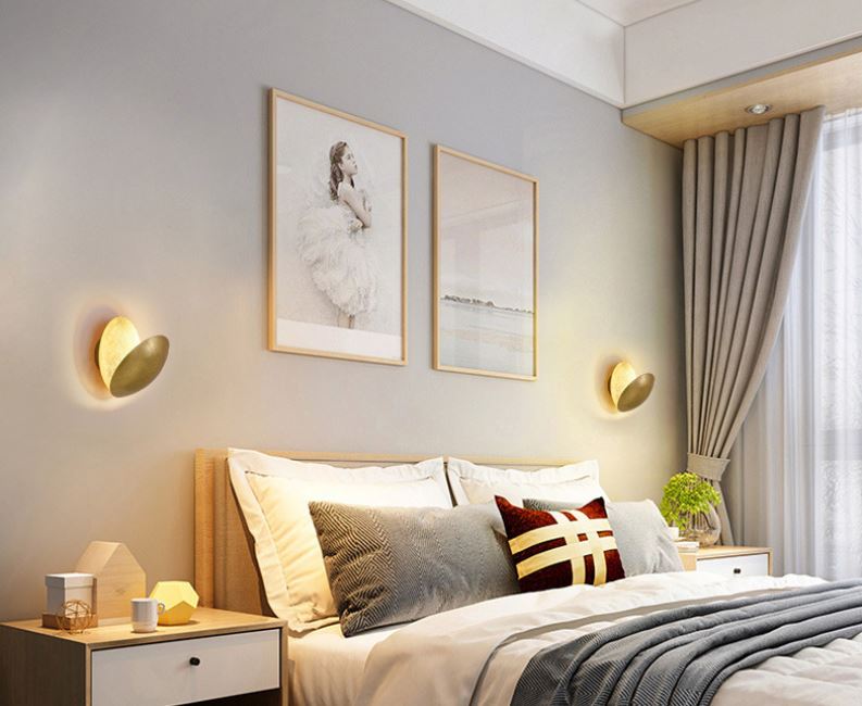 Elegant Lunar Eclipse Wall Lamp | Kalsten