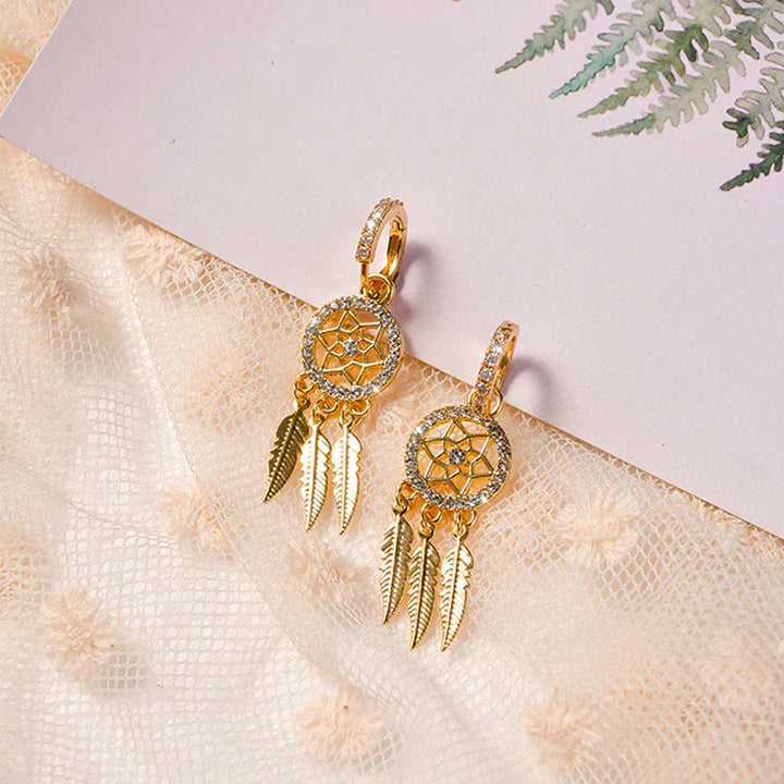 Kalsten | Evani️ | Elegant refinement with 14-carat gold earrings