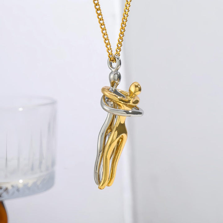 Kalsten | Bonding Hug Necklace