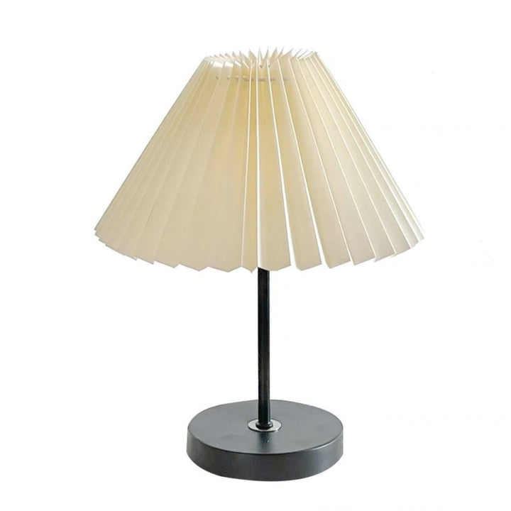 Pleatique Table Lamp | Kalsten