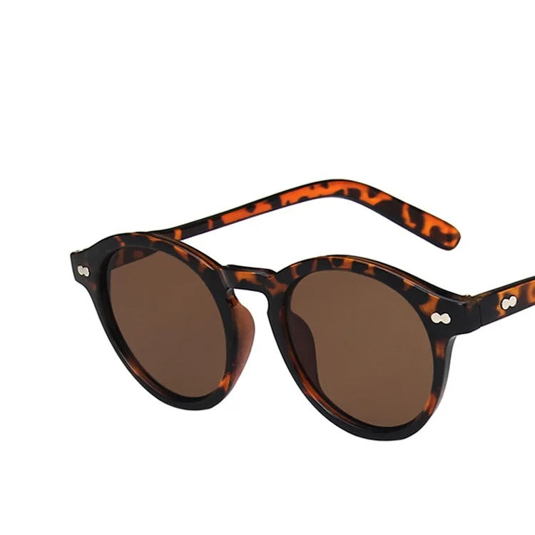 Natasha Sunglasses | Vintage & Stylish | Kalsten