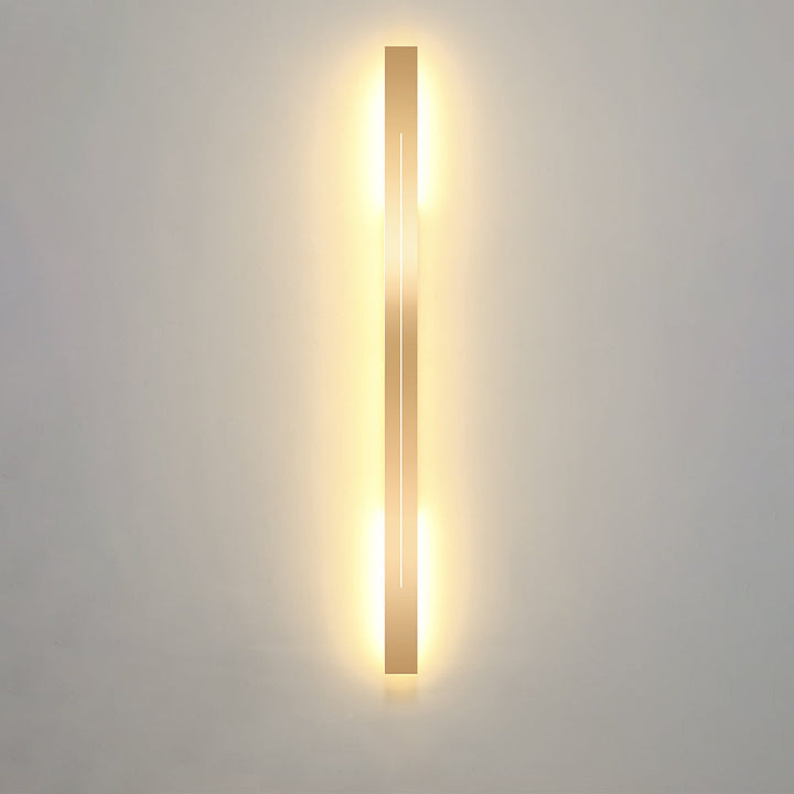 Modern LED Wall Lamp - LumièreGold | Kalsten