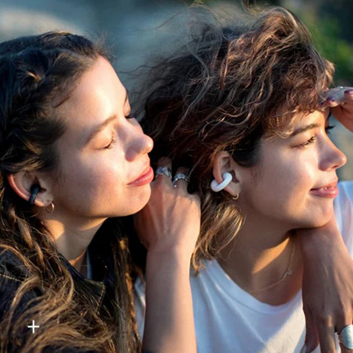 Bone conduction headphones with wireless ear clip | Kalsten