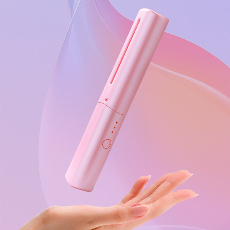 Kalsten | Travel Dryer™ Quick and easy hair styling on the go in just a few minutes.