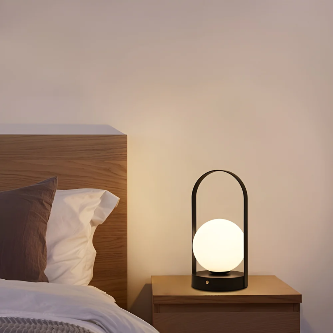 Modern Table Lamp with Charging Option | Kalsten